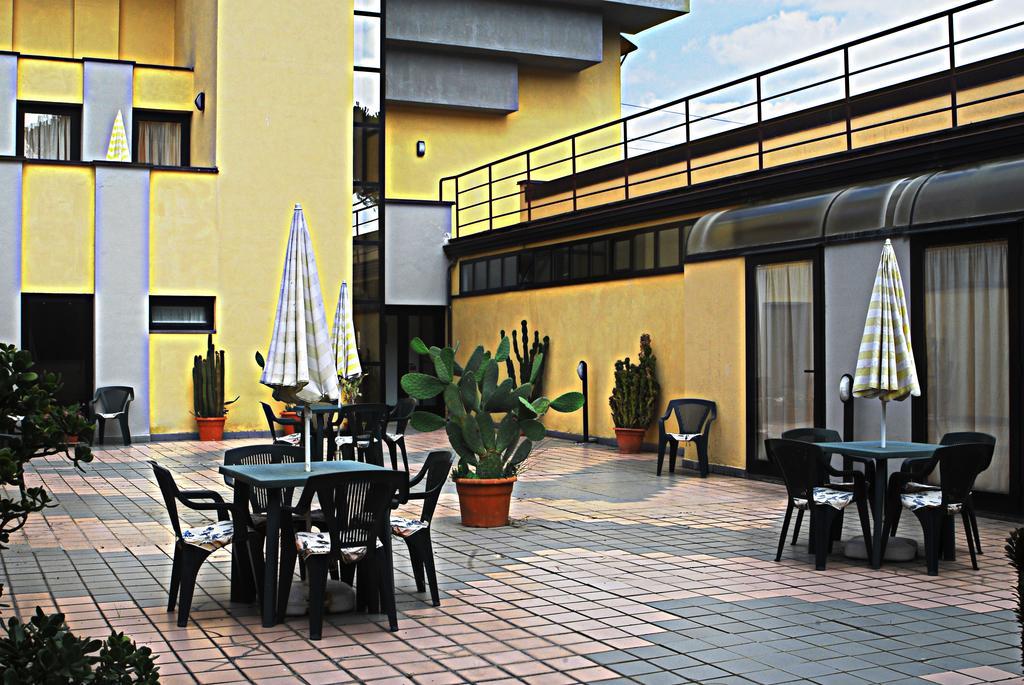 סן פיירו א סייבה Hotel Ebe מראה חיצוני תמונה
