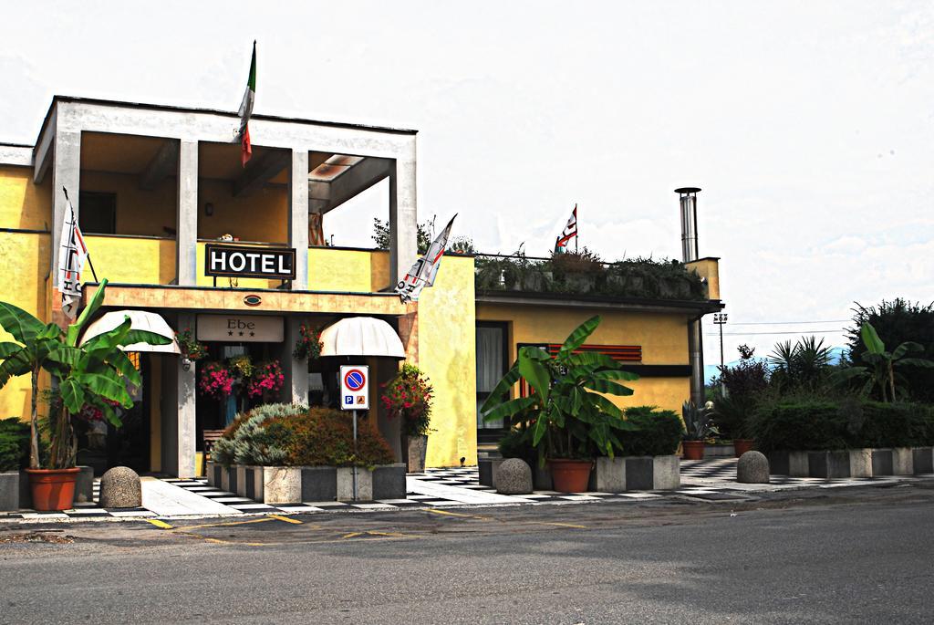 סן פיירו א סייבה Hotel Ebe מראה חיצוני תמונה