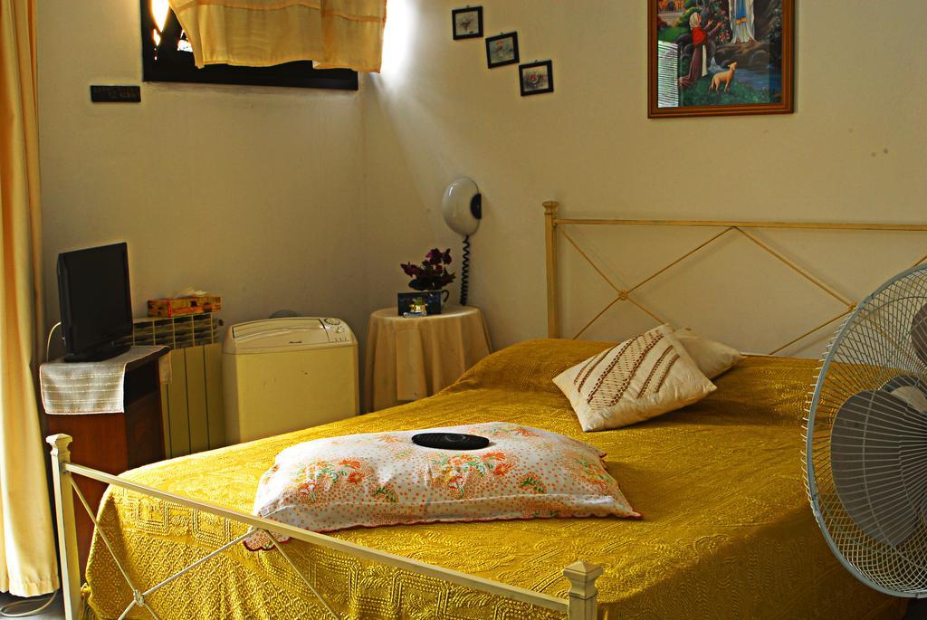 סן פיירו א סייבה Hotel Ebe מראה חיצוני תמונה