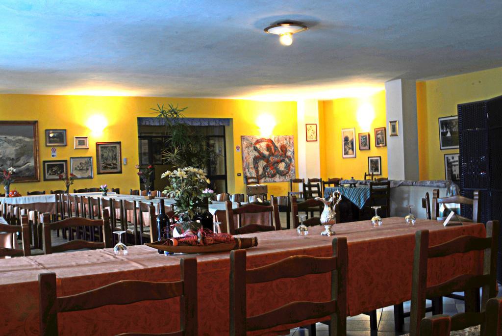 סן פיירו א סייבה Hotel Ebe מראה חיצוני תמונה