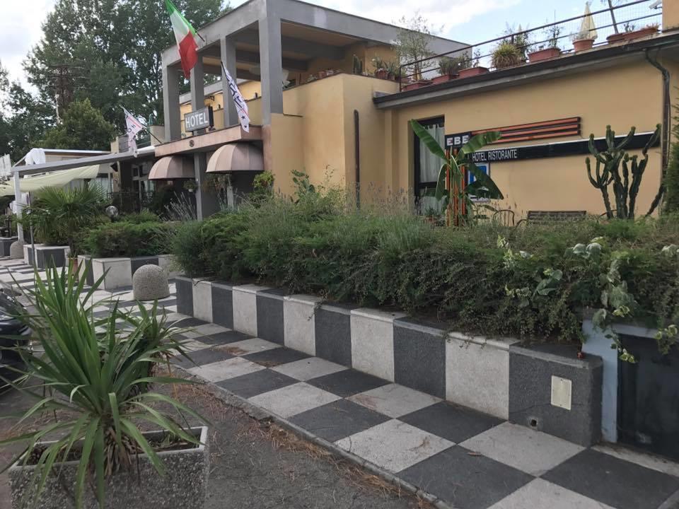 סן פיירו א סייבה Hotel Ebe מראה חיצוני תמונה