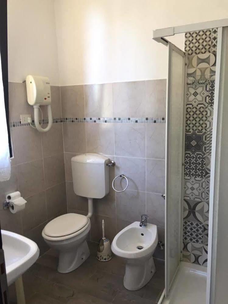 סן פיירו א סייבה Hotel Ebe מראה חיצוני תמונה