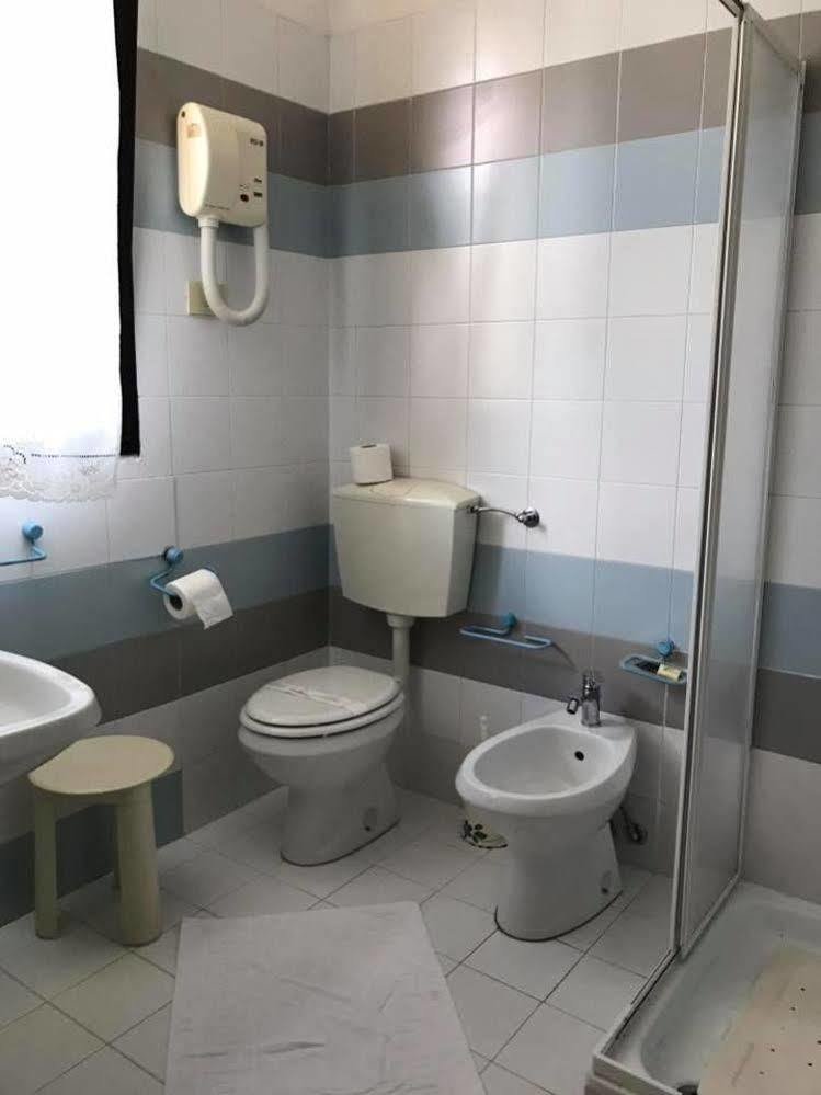 סן פיירו א סייבה Hotel Ebe מראה חיצוני תמונה