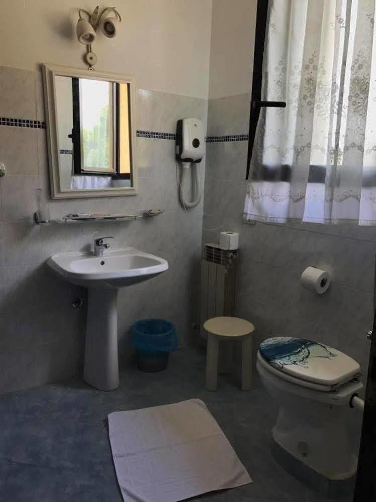 סן פיירו א סייבה Hotel Ebe מראה חיצוני תמונה